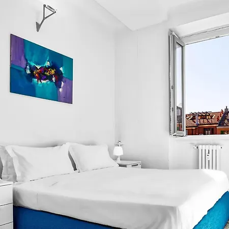 Exclusive 3 Bedrooms In Brera Apartment Milan